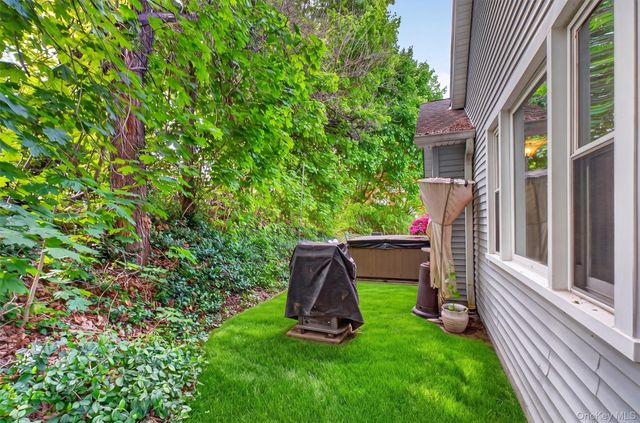14 Jerome Drive, Cortlandt Manor, NY 10567