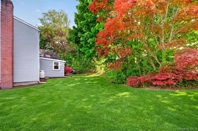 14 Jerome Drive, Cortlandt Manor, NY 10567