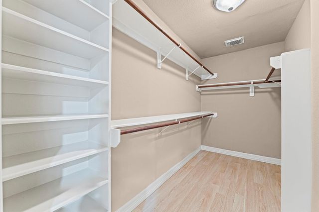 2905 Baer Street 6, Houston, TX 77020