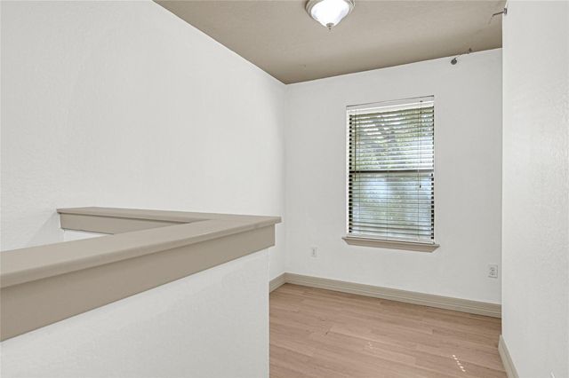 2905 Baer Street 6, Houston, TX 77020