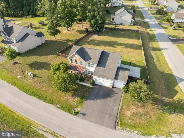 18 TROUT RIVER TER, Falling Waters, WV 25419