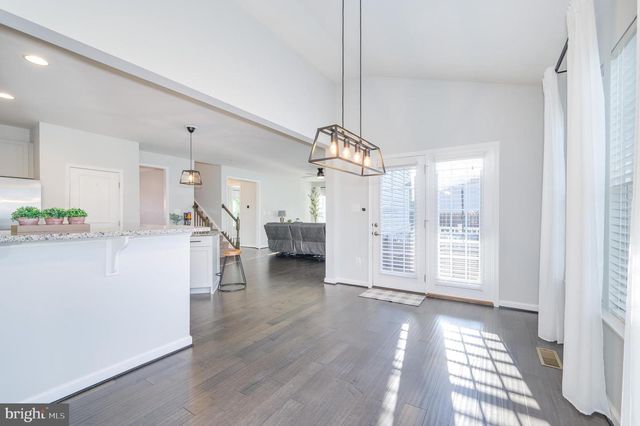 18 TROUT RIVER TER, Falling Waters, WV 25419