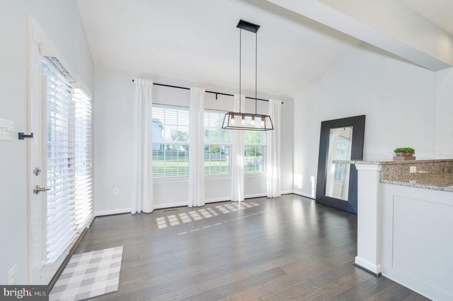 18 TROUT RIVER TER, Falling Waters, WV 25419