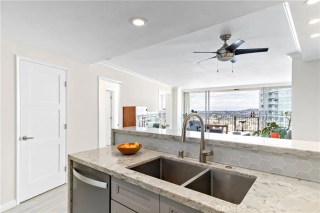 700 E Ocean Boulevard 3003, Long Beach, CA 90802