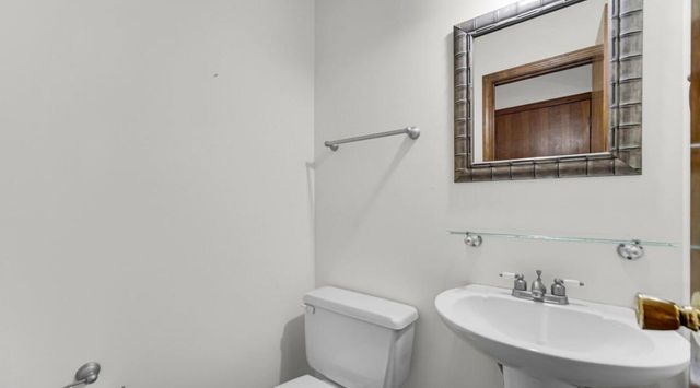 1439 Elm Court 1439, Schererville, IN 46375