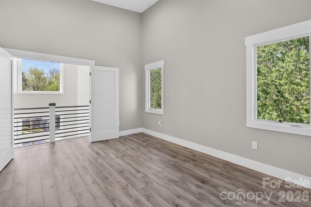98 Downing Street, Asheville, NC 28806