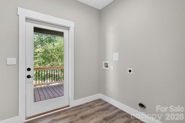 98 Downing Street, Asheville, NC 28806