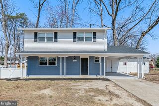 6815 ROLLING RD, Springfield, VA 22152