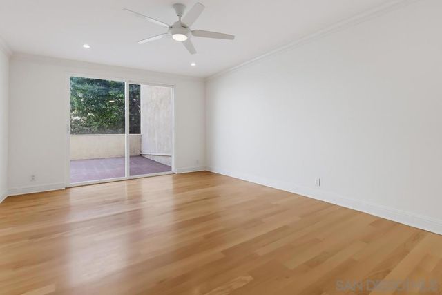 1520 Camden 106, Los Angeles, CA 90025