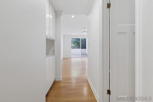 1520 Camden 106, Los Angeles, CA 90025