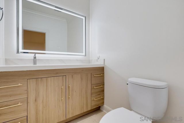 1520 Camden 106, Los Angeles, CA 90025