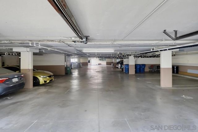 1520 Camden 106, Los Angeles, CA 90025