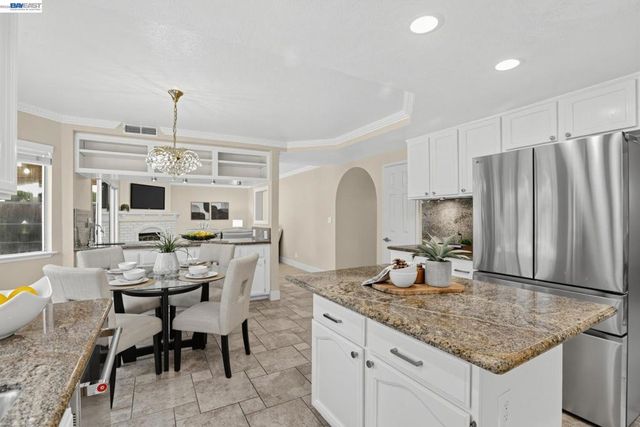 128 Summerset Ct, San Ramon, CA 94583