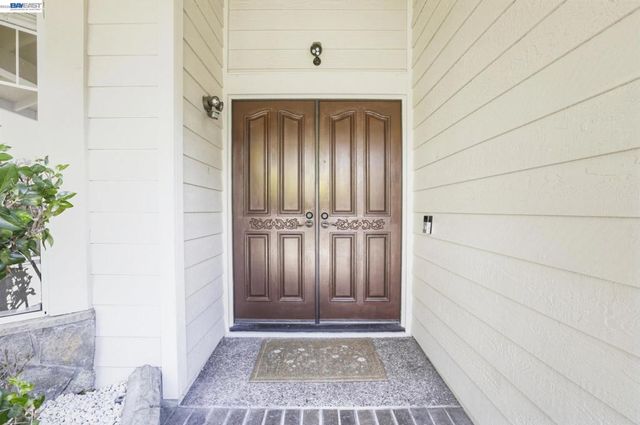 128 Summerset Ct, San Ramon, CA 94583