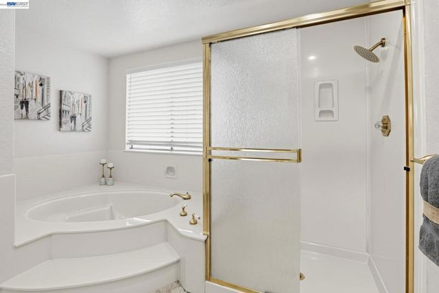 128 Summerset Ct, San Ramon, CA 94583