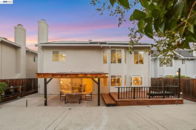 128 Summerset Ct, San Ramon, CA 94583