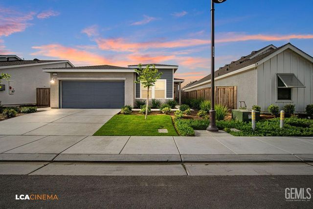 9611 Redwood River Lane, Shafter, CA 93263