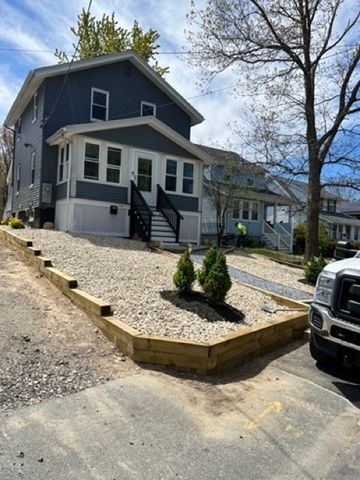 154 West St, Randolph, MA 02368