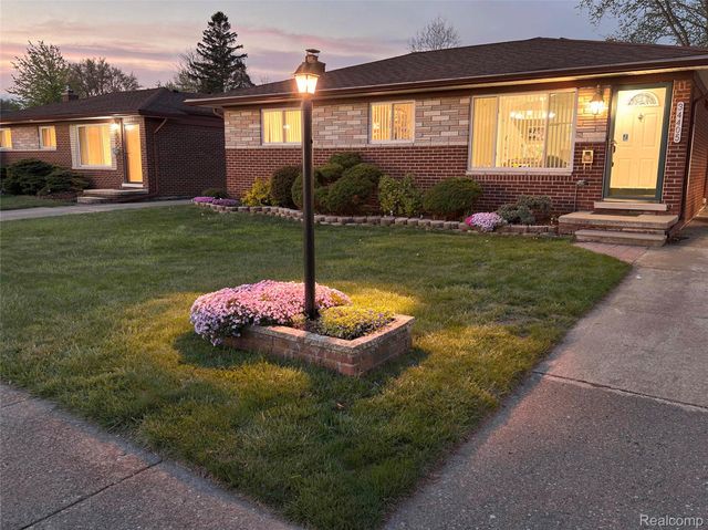 34405 Little Mack Avenue, Clinton Charter Township, MI 48035