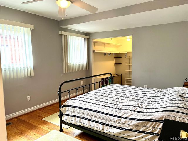 34405 Little Mack Avenue, Clinton Charter Township, MI 48035