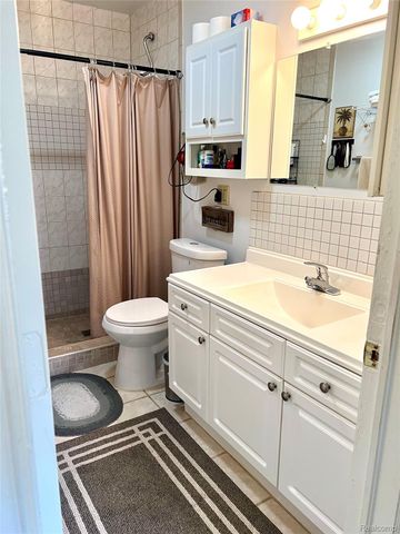 34405 Little Mack Avenue, Clinton Charter Township, MI 48035