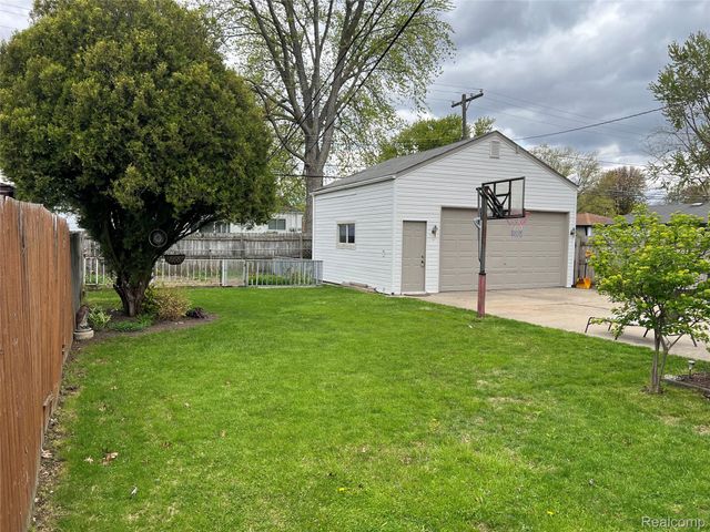 34405 Little Mack Avenue, Clinton Charter Township, MI 48035