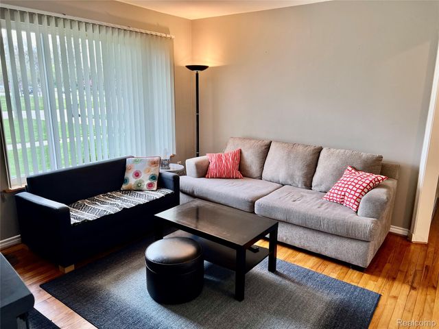 34405 Little Mack Avenue, Clinton Charter Township, MI 48035