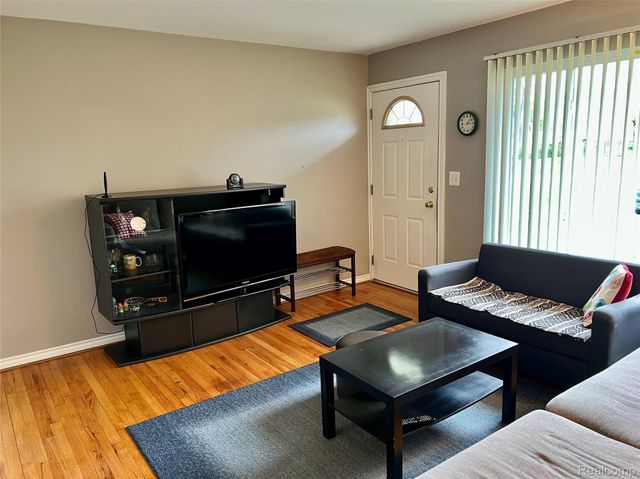 34405 Little Mack Avenue, Clinton Charter Township, MI 48035