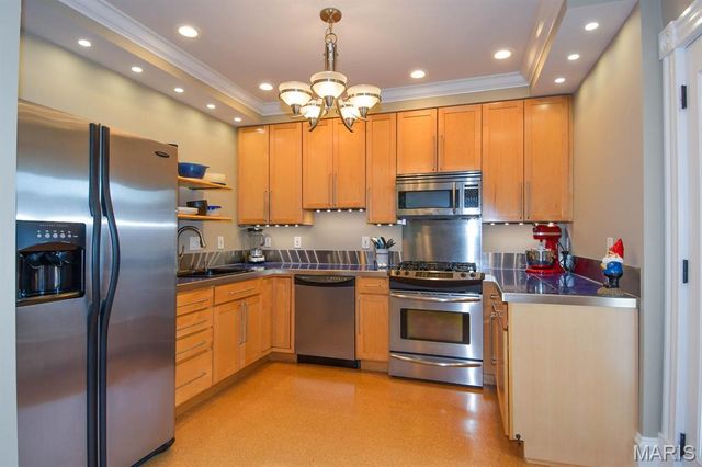 3324 Wyoming Street, St Louis, MO 63118