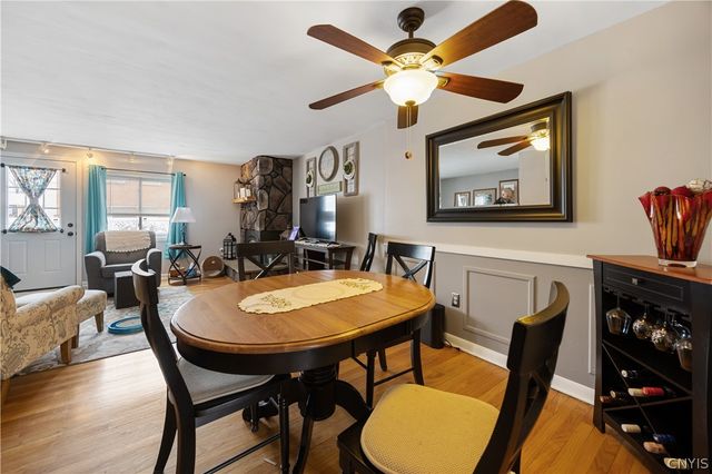 4315 Candlelight Lane, Clay, NY 13090