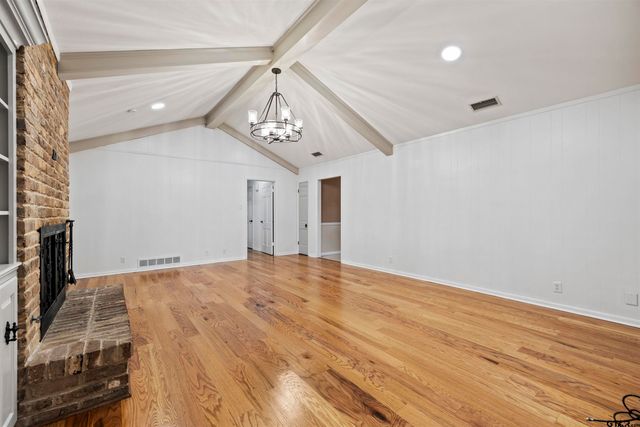 1020 Regency Ln, Tyler, TX 75703