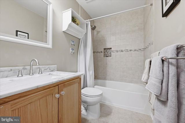 42798 SYKES TER, Chantilly, VA 20152