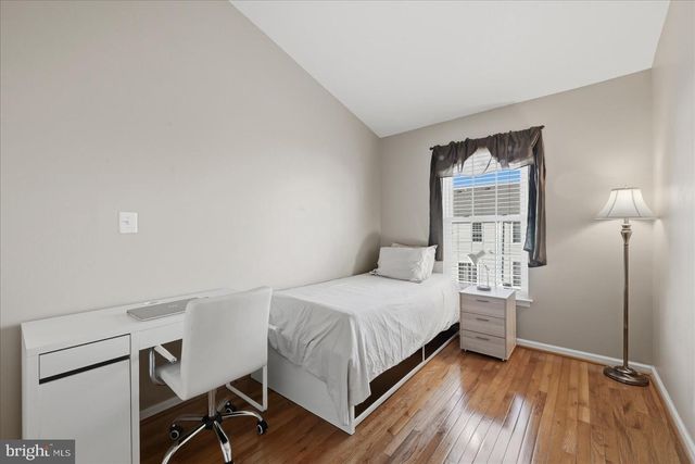 42798 SYKES TER, Chantilly, VA 20152