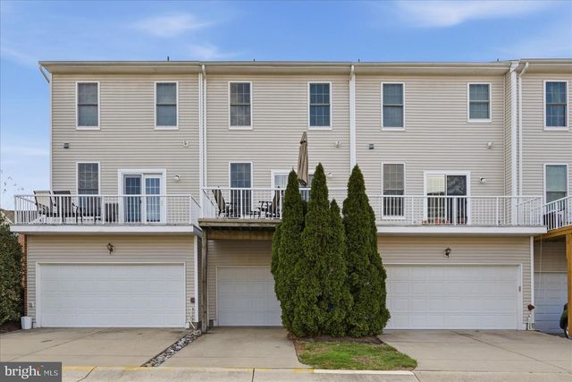 42798 SYKES TER, Chantilly, VA 20152