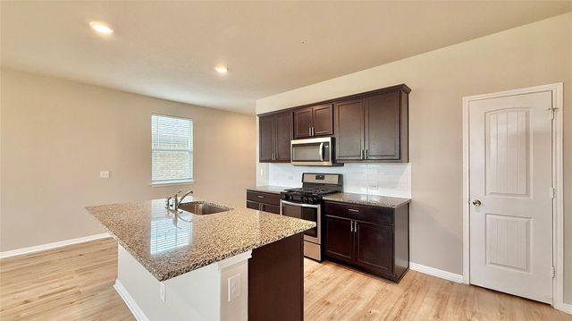 521 Otto Ave, Georgetown, TX 78626