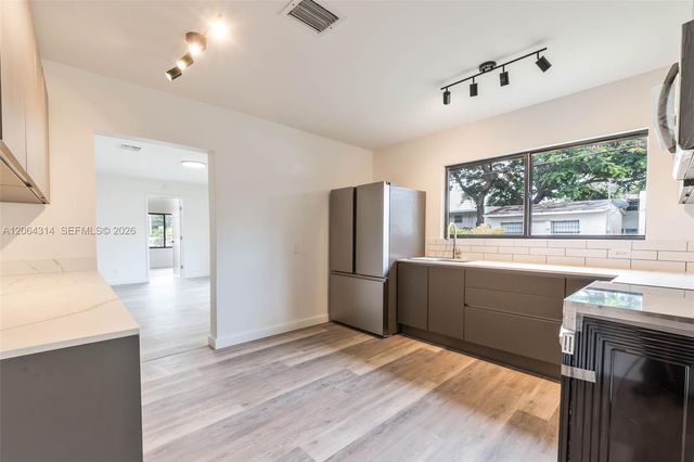 25 NW 78th Street 1, Miami, FL 33150