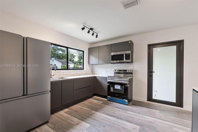 25 NW 78th Street 1, Miami, FL 33150
