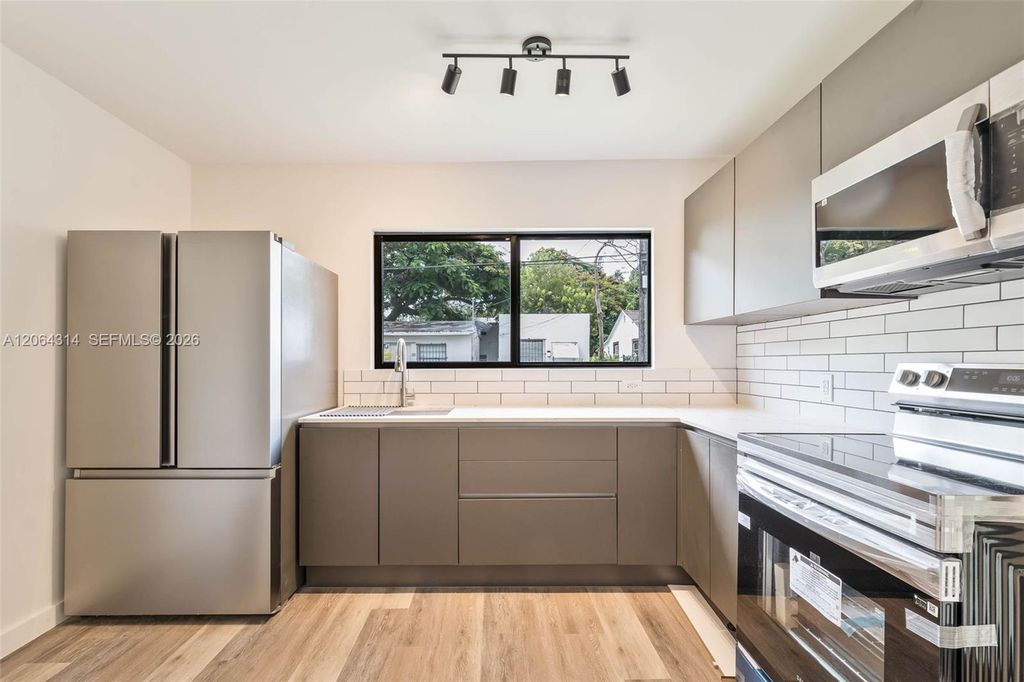 25 NW 78th Street 1, Miami, FL 33150