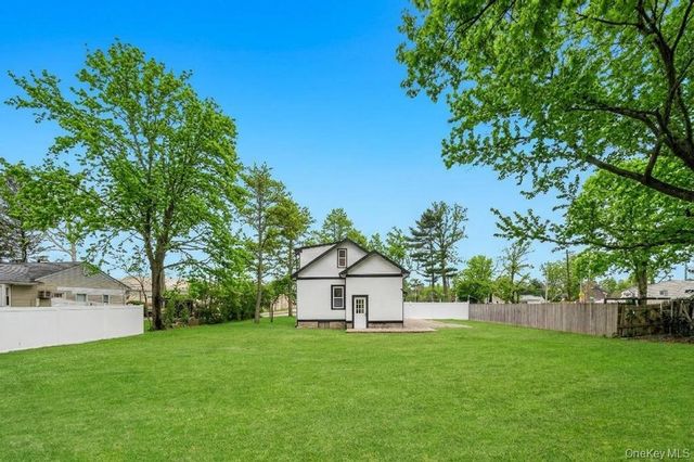 3 Adams Road, Central Islip, NY 11722