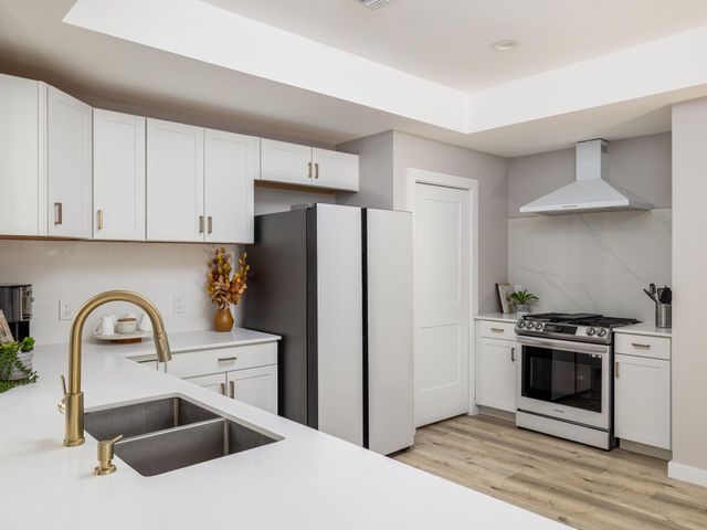 2401 Apple Valley CIR, Austin, TX 78747