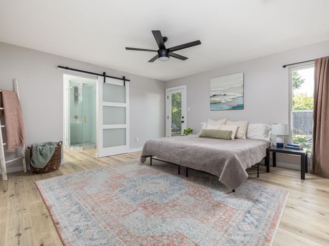 2401 Apple Valley CIR, Austin, TX 78747