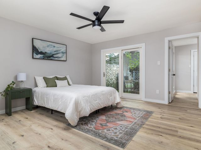 2401 Apple Valley CIR, Austin, TX 78747