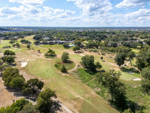 2401 Apple Valley CIR, Austin, TX 78747