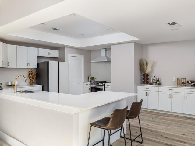 2401 Apple Valley CIR, Austin, TX 78747