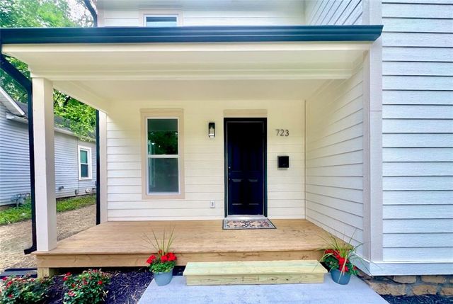 723 Arkansas Street, Lawrence, KS 66044