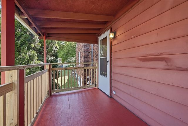 73 Clifford Dr, Green Tree, PA 15220