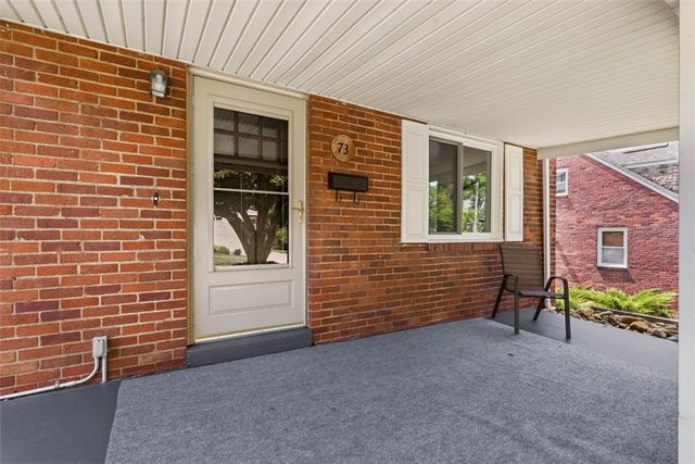 73 Clifford Dr, Green Tree, PA 15220
