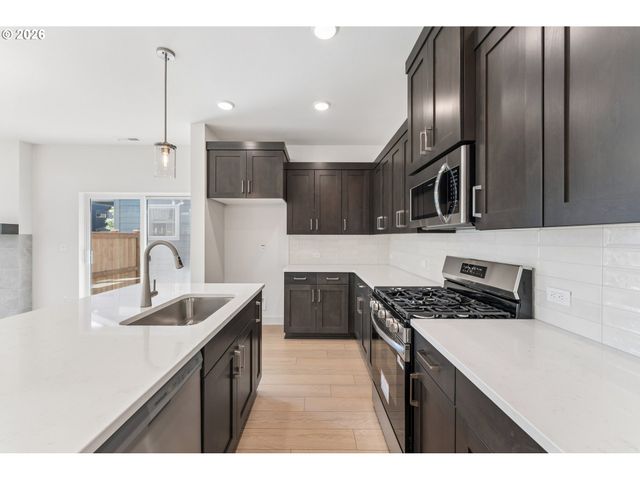 3502 Se Basin Ln, Hillsboro, OR 97123