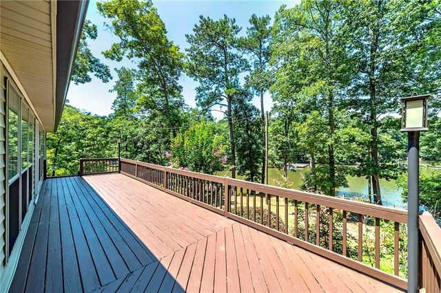 207 Quail Trail, Jackson, GA 30233