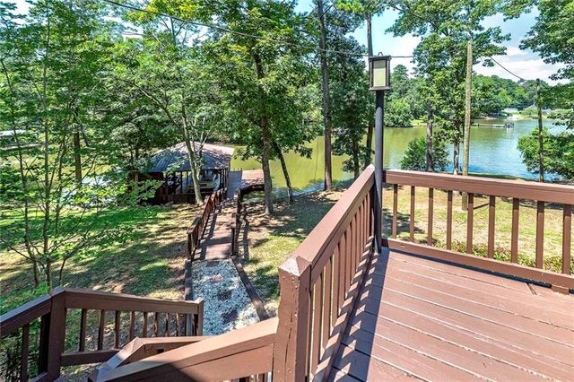 207 Quail Trail, Jackson, GA 30233